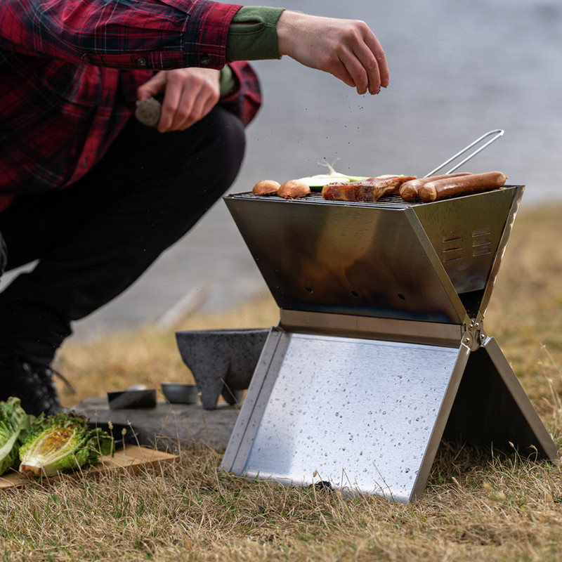 Hopfällbar Kolgrill